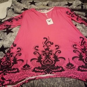 NWT fuscia 3/4 sleeve tunic top